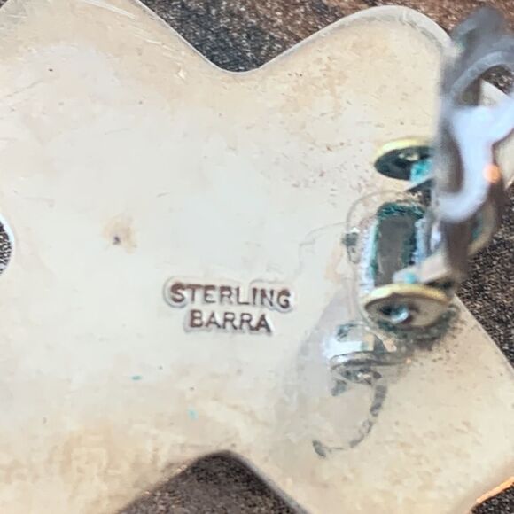 Vintage Barra Signed Clip On Earnings Sterling Silver X’s Crosses Kisses Bold - Picture 8 of 14